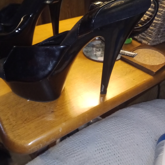 Size 8 black fantasy stelidos non slip grip new - Picture 2 of 5